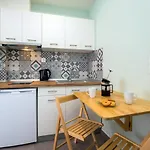 Passas Luxury Living 리메나리아